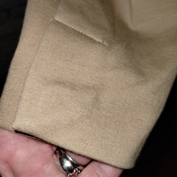 Adorable Cabi love Carol camel colored double-breasted jacket size medium - Picture 3 of 15